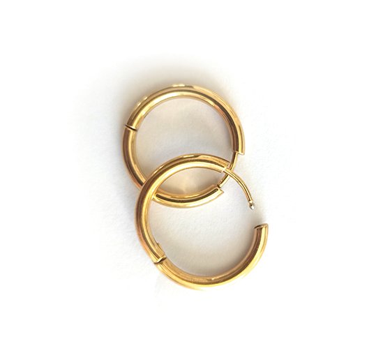 Kreoler runda 20 mm - guld, rostfritt stål Kreoler runda 20 mm - guld, rostfritt stål