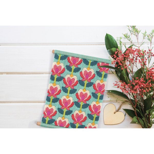 Broderikit med lotusblomma på canvas Broderikit med lotusblomma på canvas