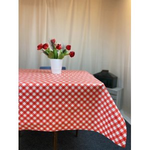 Vaxduk r�dvit rutig 140 cm