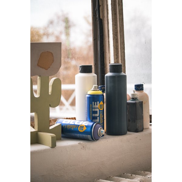 Montana BLUE sprayfärg 400 ml vattenbaserad Montana BLUE sprayfärg 400 ml vattenbaserad