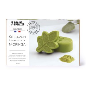 Tvålkit med moringapulver och form Tvålkit med moringapulver och form