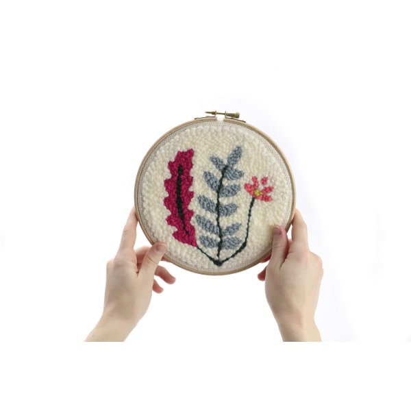 Punch needle-kit med v�xtmotiv, 20 cm