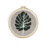 Punch needle-kit med monstera blad, 20 cm