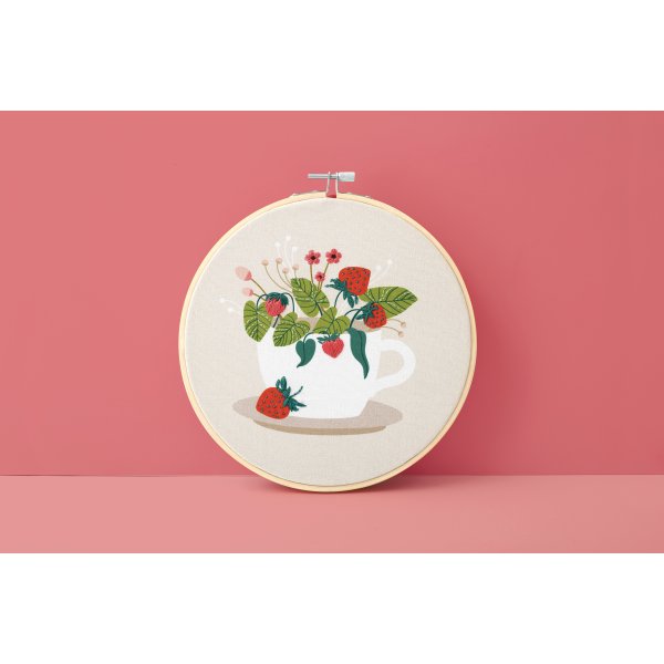 Broderikit vild jordgubbe �20 cm
