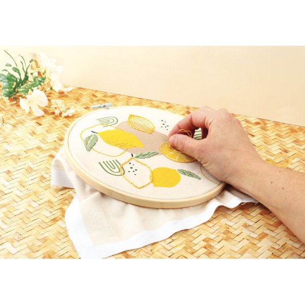 Broderikit citroner med ram 20 cm