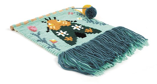Broderikit med fj�rilsdesign i canvas