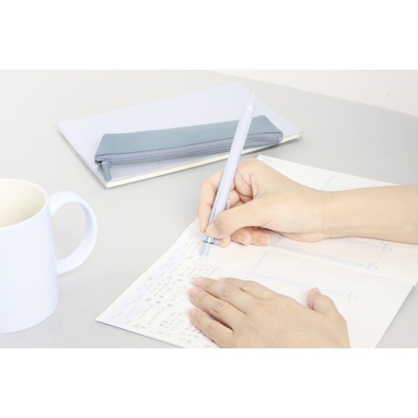 Tombow MONO graph Lite kuglepen 0,5 mm røget blå Tombow MONO graph Lite kuglepen 0,5 mm røget blå