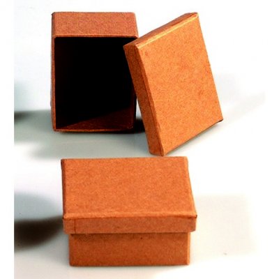 Liten boks 7,5 x 6 x 4 cm - rektangulr