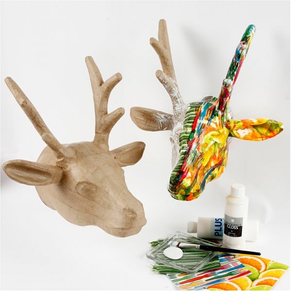 Rådjurstrofé i papier-maché Rådjurstrofé i papier-maché