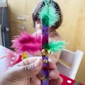 Kundbild Glasspinnar Färg - 72-pack: Ungarna har gjort egna blompinnar...