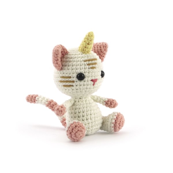 Virkningskit för amigurumi, enhörningskatt 15 cm Virkningskit för amigurumi, enhörningskatt 15 cm
