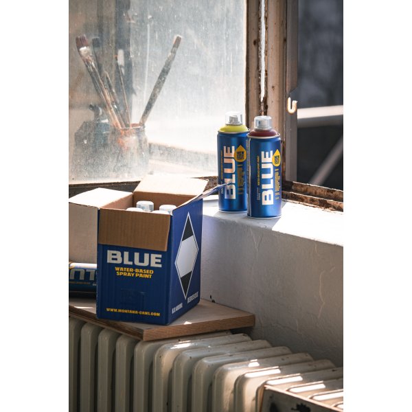 Montana BLUE sprayfärg 400 ml vattenbaserad Montana BLUE sprayfärg 400 ml vattenbaserad