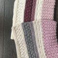 Kundbild Llama silk 50g - Naturvit: Halskragar