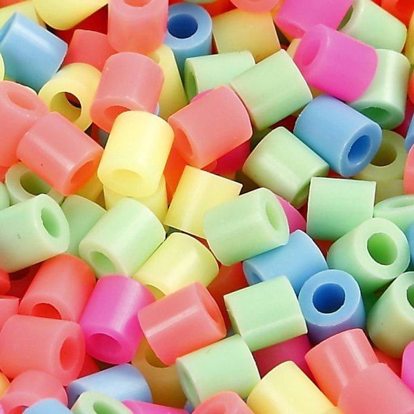 Rörpärlor NABBI medium 5x5 mm Pastellfärger 6000 st Rörpärlor NABBI medium 5x5 mm Pastellfärger 6000 st