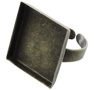 Ring fyrkantig 20 x 20 mm i brons Ring fyrkantig 20 x 20 mm i brons
