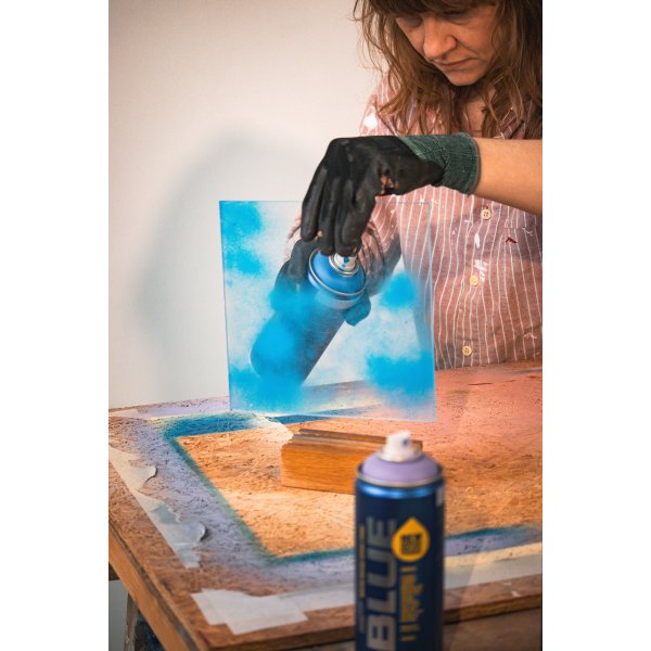 Montana BLUE sprayfärg 400 ml vattenbaserad Montana BLUE sprayfärg 400 ml vattenbaserad