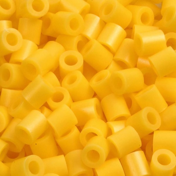 Rörpärlor NABBI medium 5x5 mm Gul 1100 st Rörpärlor NABBI medium 5x5 mm Gul 1100 st