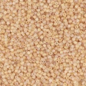 Rocaillepärlor matt frozen 1,7 mm Beige 25 g Rocaillepärlor matt frozen 1,7 mm Beige 25 g